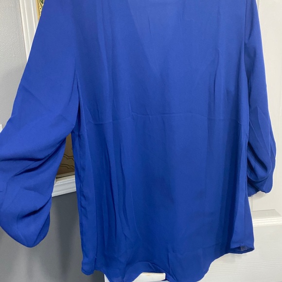 Blouse - Picture 3 of 3